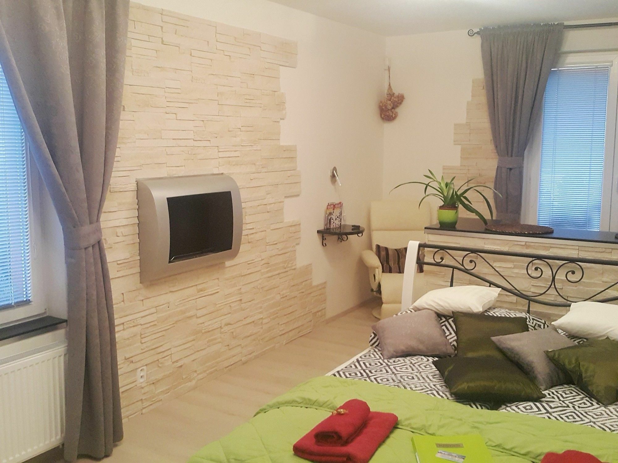 Bastien Studio Near Airport Praha Exteriér fotografie